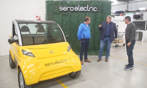 D’Onofrio en su visita a Sero Electric: «Seguimos trabajando en el camino hacia energías renovables»