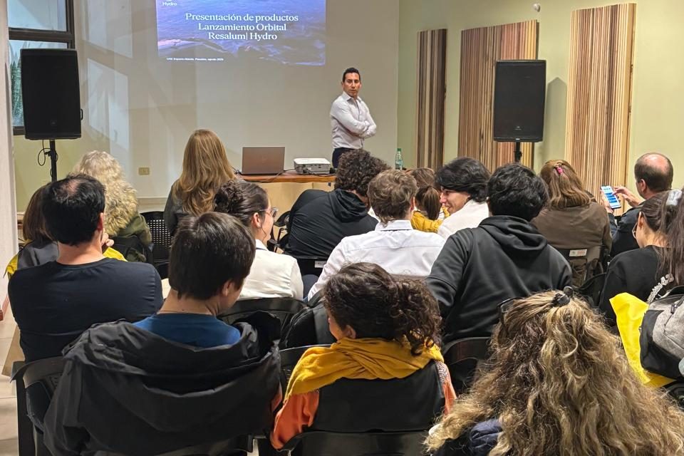 Hydro Argentina presentó su línea Orbital en Misiones con eventos para arquitectos y carpinteros
